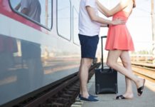 【遠距離恋愛にオススメのパワーストーン】相手の心を繋ぎ止め・寂しさを支えるお守り・体験談などを徹底解説